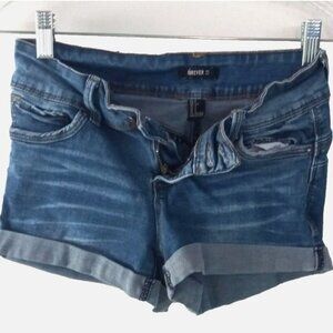 Forever 21 Women’s Blue Jean Shorts Size 5 Cuffed Stretch Pockets EUC Shading
